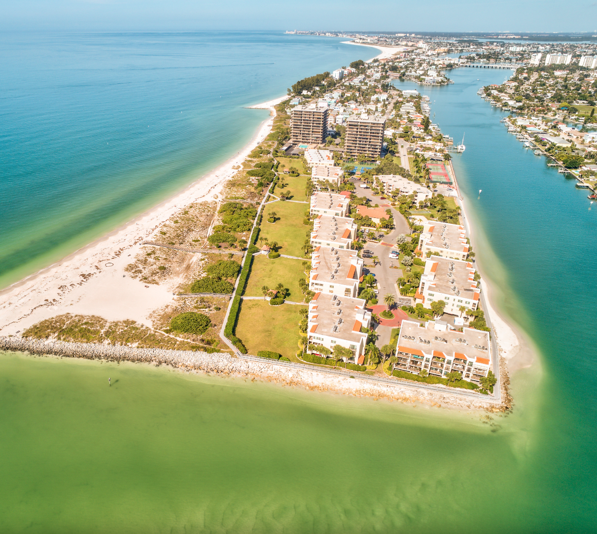 Resort Rentals Vacation Condos on St Pete Beach, Florida